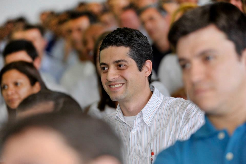 #Liderança #Treinamento #DesenvolvimentoProfissional #Mentorias #GestãoDePessoas #RHStrategico #AltaPerformance #Capacitação #EducaçãoCorporativa #Eventos #Palestras #Palestrante #CrescimentoProfissional #ComunicaçãoAssertiva #SoftSkills #MarcaPessoal #SpeakerLife #ConteúdoDeValor #InspiraçãoParaLiderar #GestãoEstratégica #RHInovador #CulturaOrganizacional #FormaçãoDeLíderes #NetworkingProfissional #DesenvolvimentoPessoal #EventoCorporativo #flaviobasset 